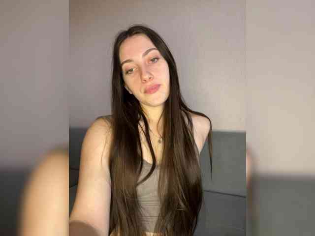 Alienlouhome webcam