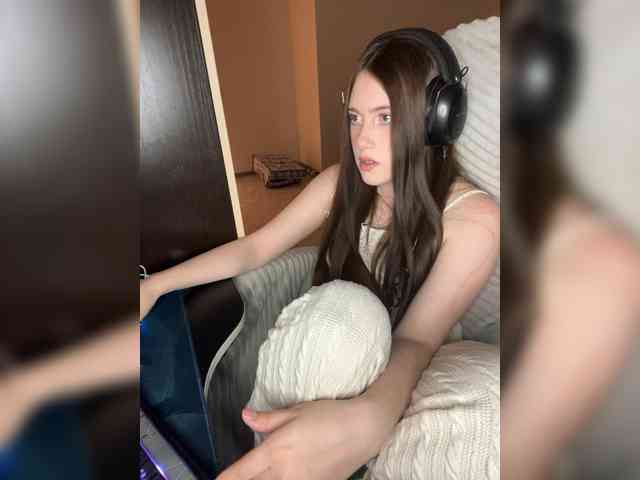 Alicedoll7 webcam