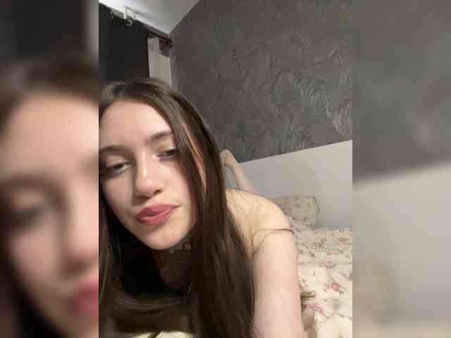 Alicedoll7 webcam