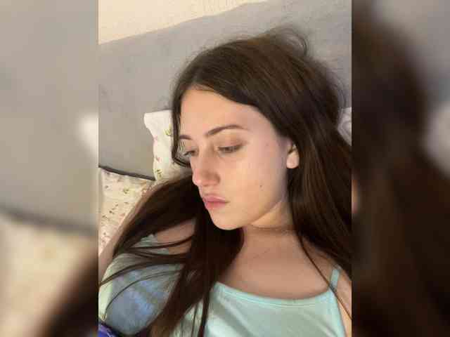 Alicedoll7 webcam