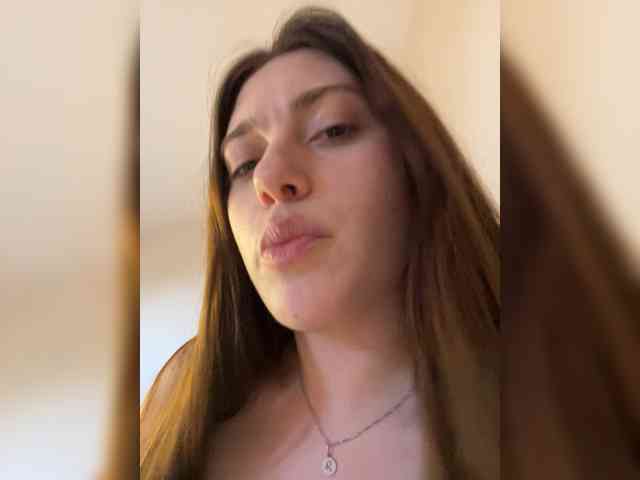 Alicedoll7 webcam