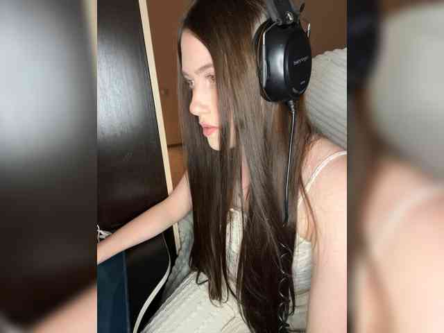 Alicedoll7 webcam