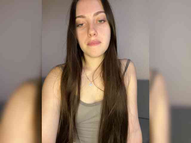 Alienlouhome webcam