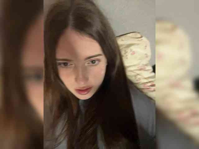 Alicedoll7 webcam