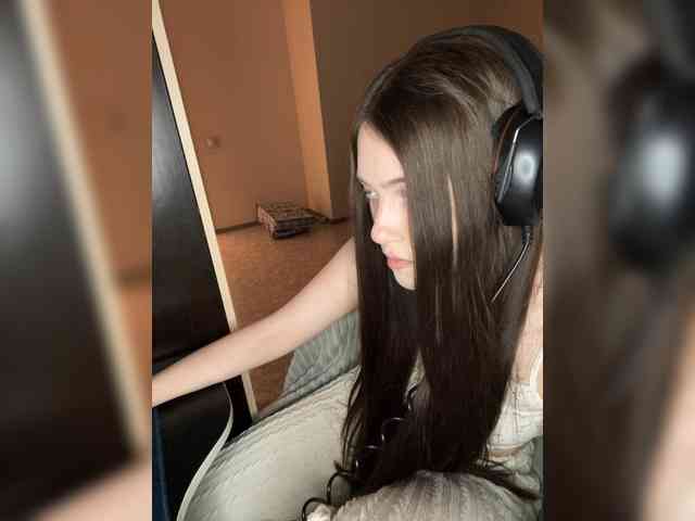 Alicedoll7 webcam