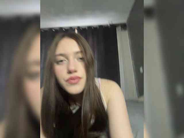 Alicedoll7 webcam