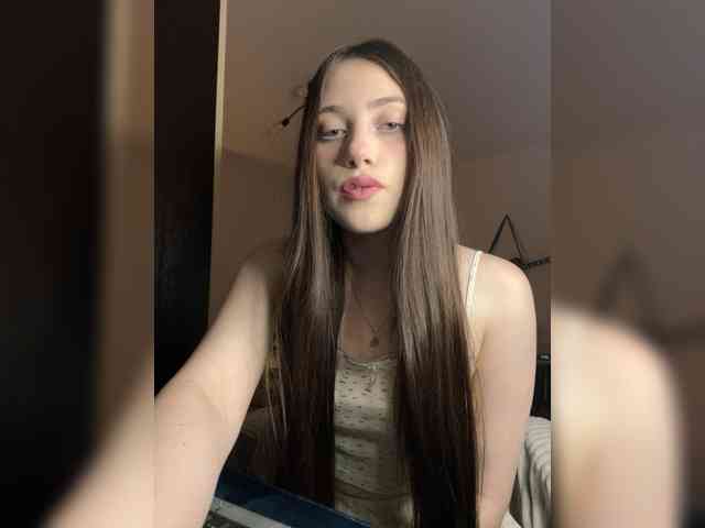 Alicedoll7 webcam
