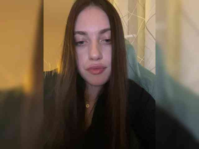 Alienlouhome webcam