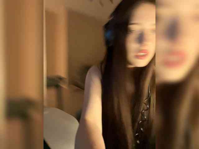 Alicedoll7 webcam