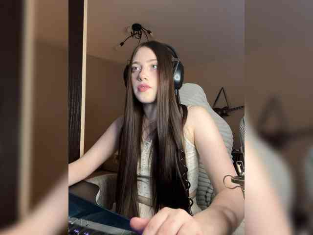 Alicedoll7 webcam