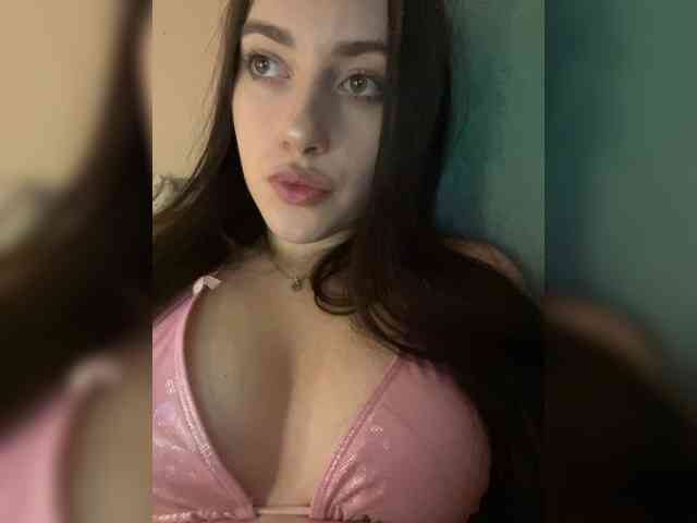 Alienlouhome webcam