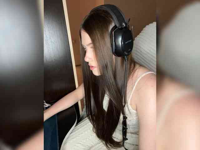 Alicedoll7 webcam