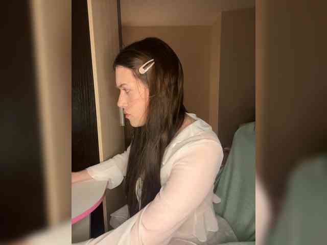 Alicedoll7 webcam