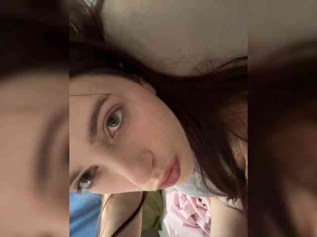 Alicedoll7 webcam