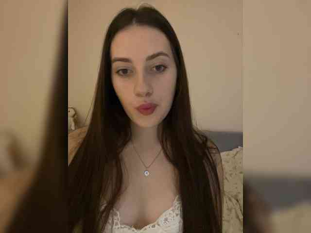 Alienlouhome webcam