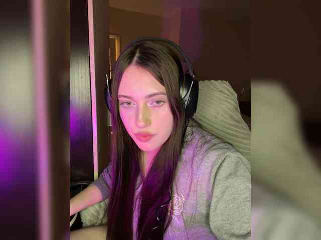 Alicedoll7 webcam