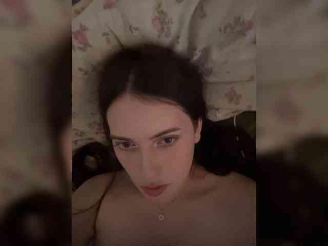 Alicedoll7 webcam