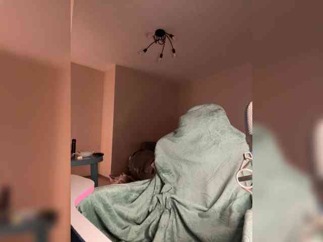 Alicedoll7 webcam