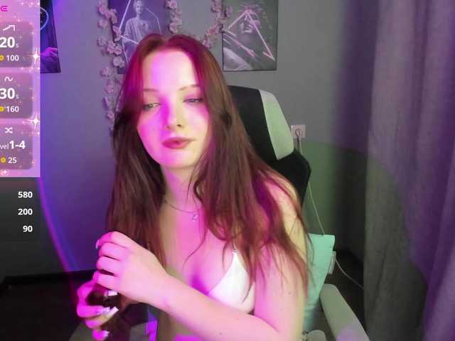 AuroraKane's BongaCams show and profile