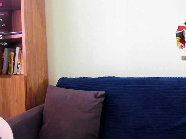 Malina2012 live cam