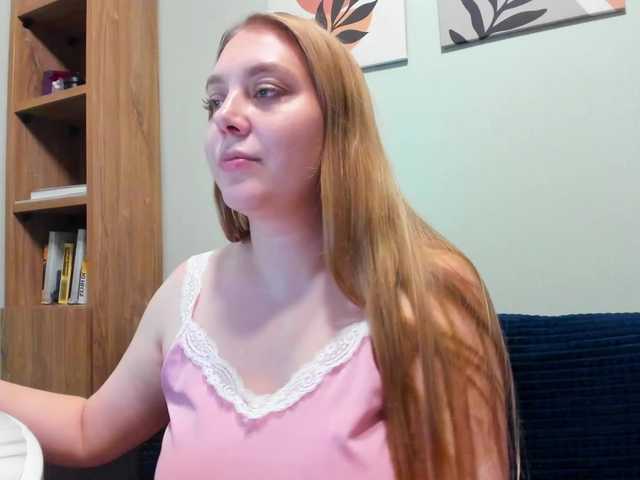 Malina2012's BongaCams show and profile