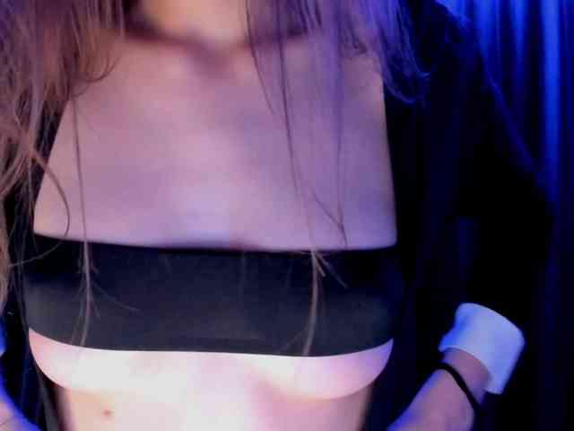 layladiar webcam