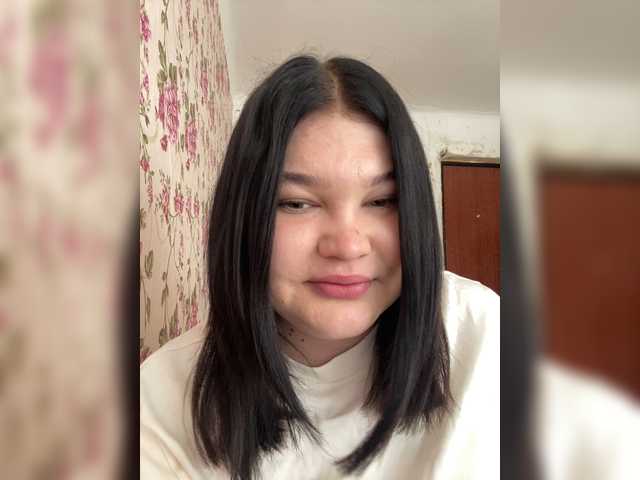 Annyshka-1 live cam on BongaCams