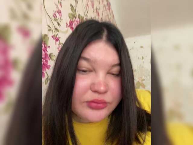 Annyshka-1's BongaCams show and profile