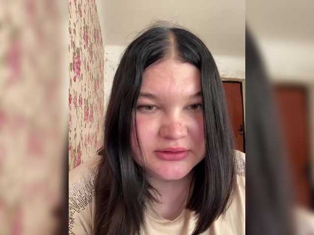 Annyshka-1 live cam on BongaCams