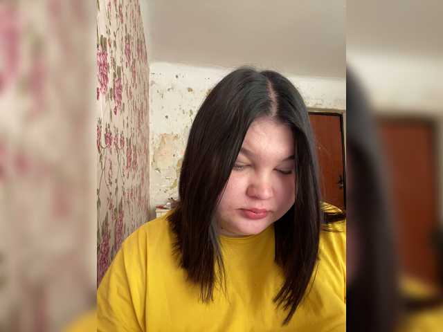 Annyshka-1's BongaCams show and profile