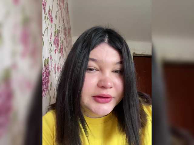 Annyshka-1's BongaCams show and profile