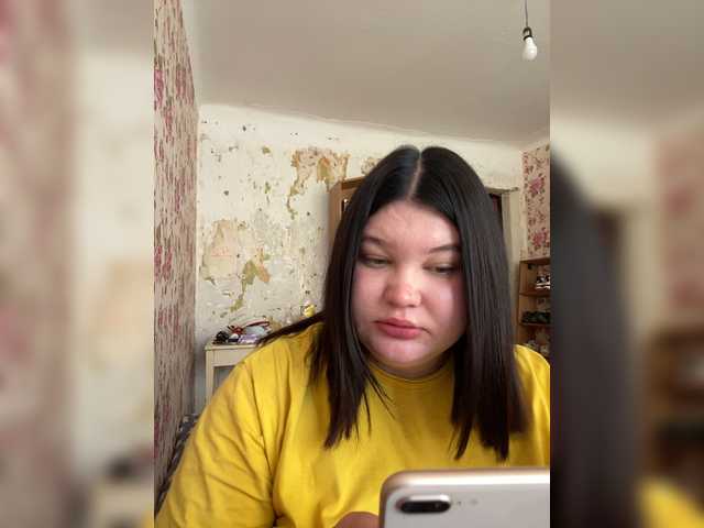 Annyshka-1's BongaCams show and profile