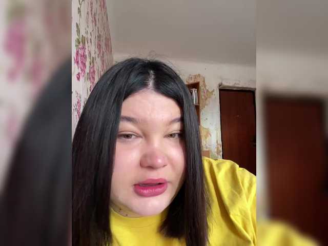 Annyshka-1's BongaCams show and profile