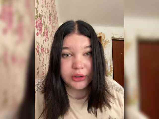 annyshka-1's live room