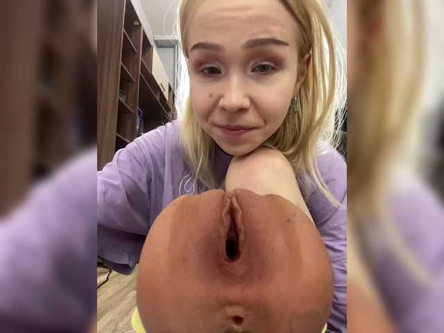 freakfarm's BongaCams profile