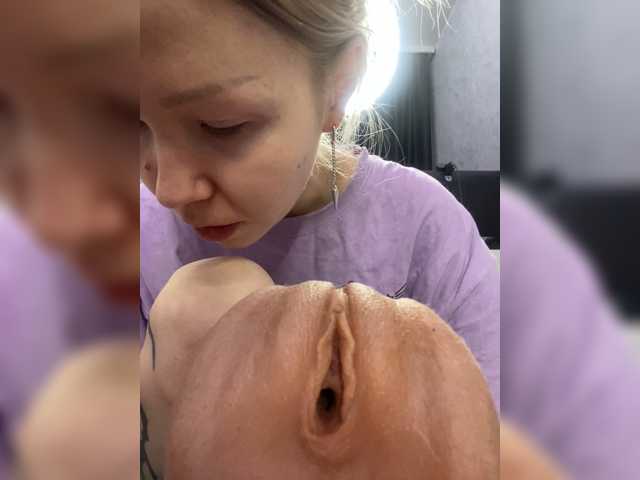 freakfarm live cam on BongaCams