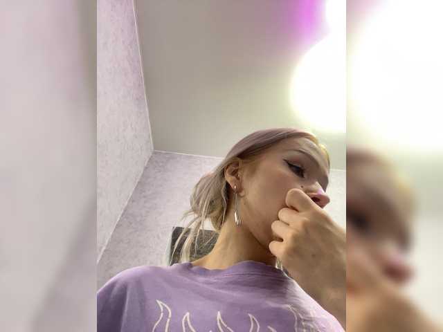 freakfarm live cam on BongaCams