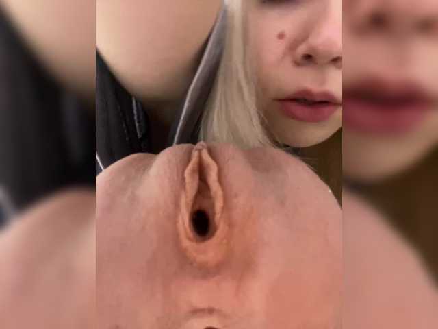 freakfarm live cam on BongaCams