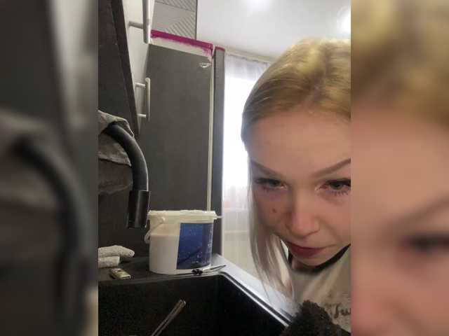 freakfarm, live now on BongaCams