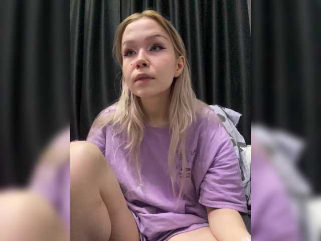 freakfarm, en directo ahora en BongaCams