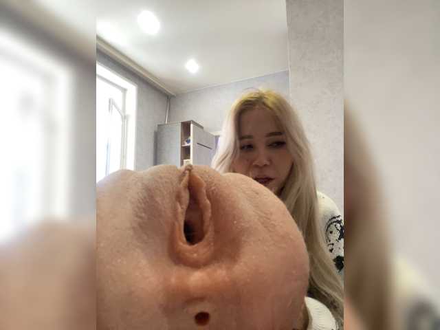 freakfarm live cam on BongaCams