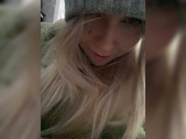 freakfarm live cam on BongaCams