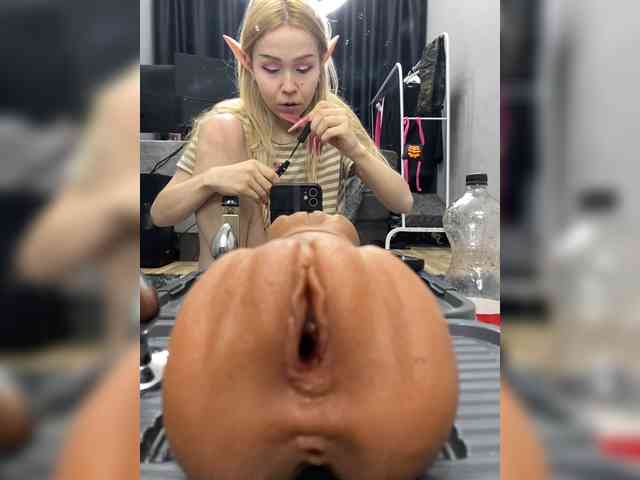 freakfarm webcam