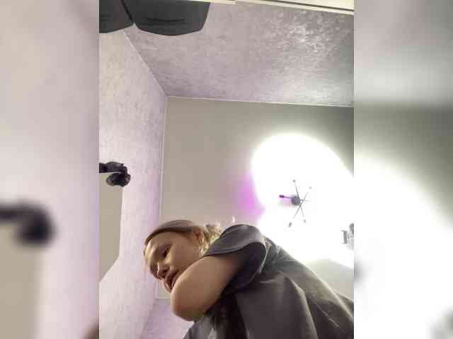 freakfarm webcam