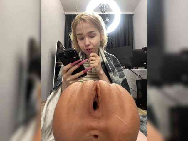 freakfarm webcam
