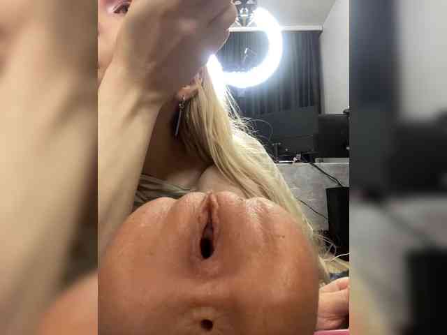 freakfarm webcam