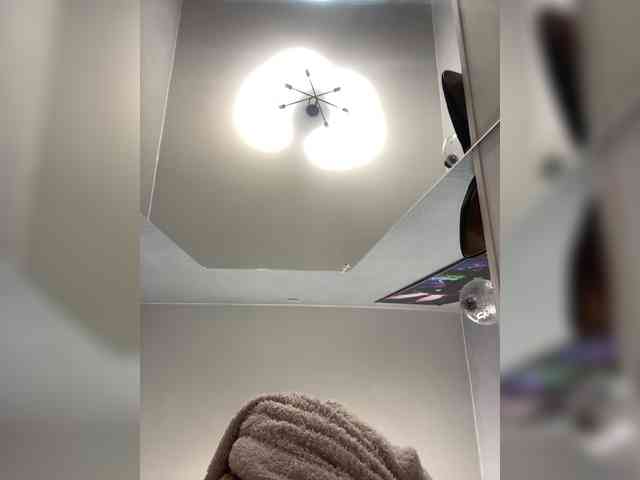 freakfarm webcam
