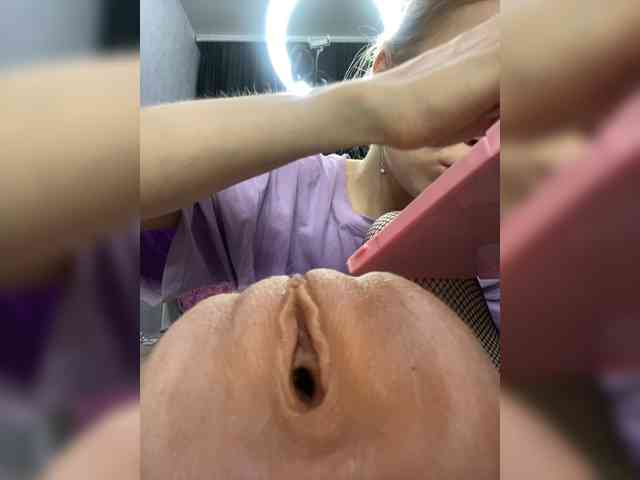 freakfarm webcam