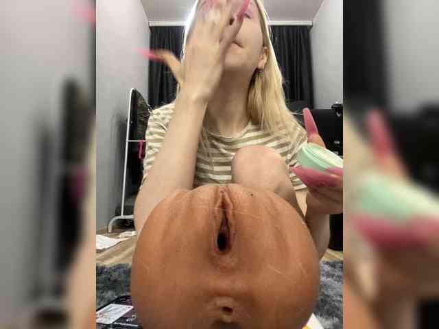 freakfarm webcam