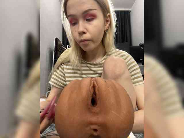 freakfarm webcam